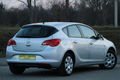 samochód osobowy Opel zdjęcie 4