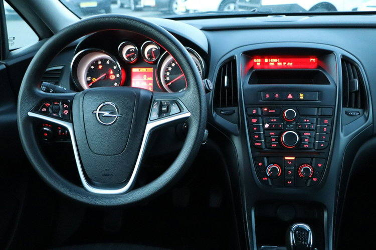 Opel Astra 1-właściciel,  krajowy,  ,  klima,  zarejestrowany zdjęcie 5