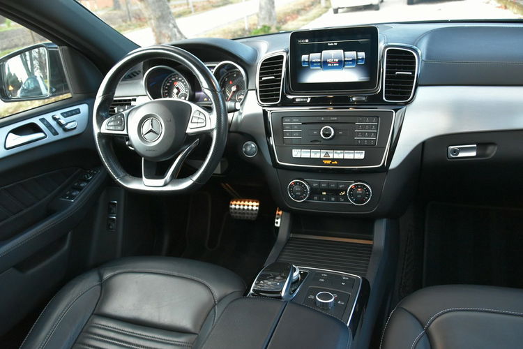 Mercedes GLE 350 350d 258KM 4Matic XII.2019r. AMG Skóra FullLED Panorama Kamera HAK zdjęcie 10
