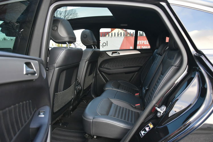 Mercedes GLE 350 350d 258KM 4Matic XII.2019r. AMG Skóra FullLED Panorama Kamera HAK zdjęcie 15