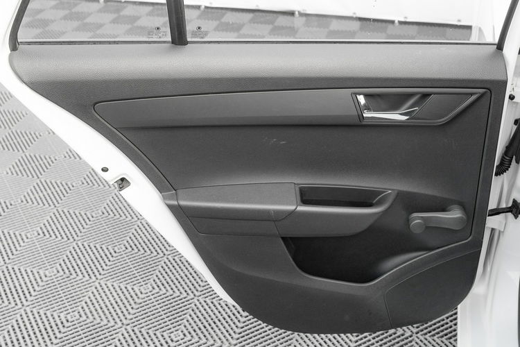 Skoda Fabia 1.0 TSI Ambition Bluetooth Klima Salon PL VAT 23% zdjęcie 25