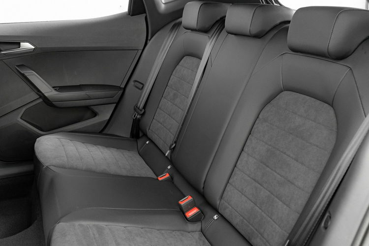 Seat Arona FR 1.0 TSI 115KM DSG Podgrz.f K.cofania LED Salon PL VAT 23% zdjęcie 29