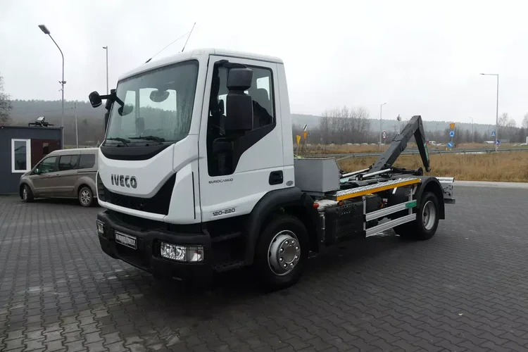 Iveco EUROCARGO 120E-220 / HAKOWIEC / EURO 6 / NISKI PRZEBIEG / MANUAL / zdjęcie 3