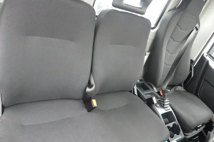 Iveco EUROCARGO 120E-220 / HAKOWIEC / EURO 6 / NISKI PRZEBIEG / MANUAL / zdjęcie 32