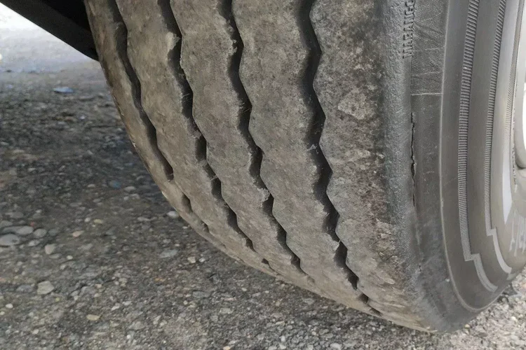 Wielton HARDOX STALOWA DO ZŁOMU 50m Oś Podnoszona Złomówka Super Stan zdjęcie 10