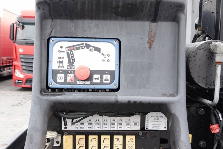 Mercedes ACTROS 2636 / 6x4 / SKRZYNIOWY 6, 5 M + HDS HIAB 166 - 5x WYSÓW 15 M / STEROWANIE RADIOWE / EURO 5  zdjęcie 15