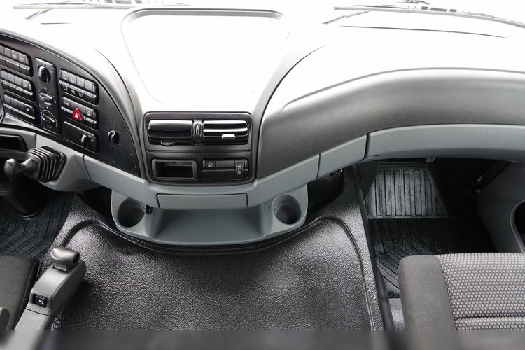 Mercedes ACTROS 2636 / 6x4 / SKRZYNIOWY 6, 5 M + HDS HIAB 166 - 5x WYSÓW 15 M / STEROWANIE RADIOWE / EURO 5  zdjęcie 30