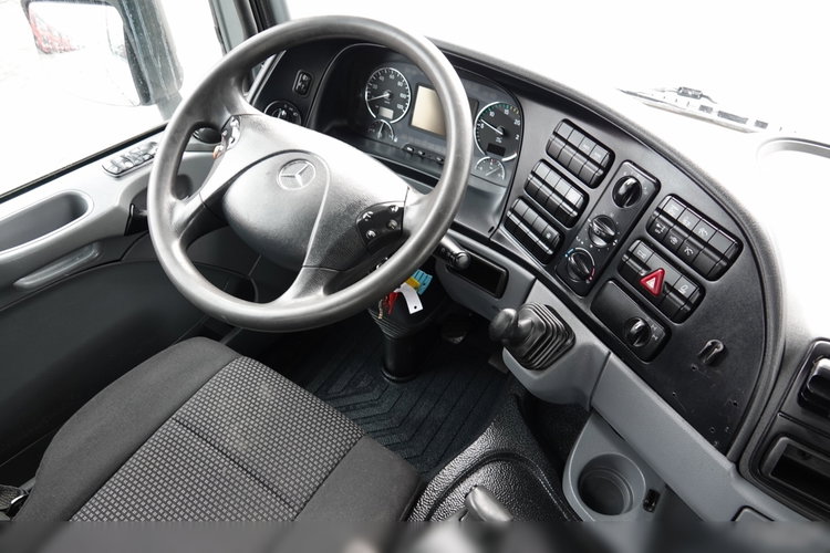 Mercedes ACTROS 2636 / 6x4 / SKRZYNIOWY 6, 5 M + HDS HIAB 166 - 5x WYSÓW 15 M / STEROWANIE RADIOWE / EURO 5  zdjęcie 32