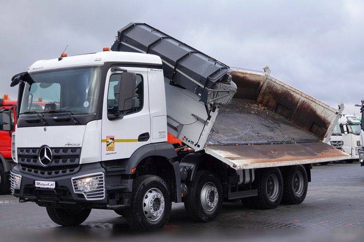 Mercedes AROCS 3243 / 8x4 / WYWROTKA + HYDROBURTA / BORDMATIC / MEILLER KIPPER / EURO 6 / OPONY 100 % / 50 TYS.KM. zdjęcie 9