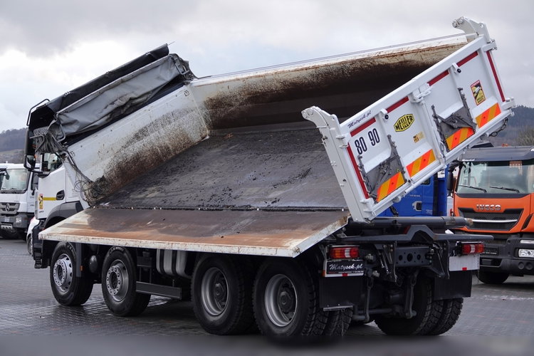 Mercedes AROCS 3243 / 8x4 / WYWROTKA + HYDROBURTA / BORDMATIC / MEILLER KIPPER / EURO 6 / OPONY 100 % / 50 TYS.KM. zdjęcie 12