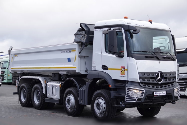 Mercedes AROCS 3243 / 8x4 / WYWROTKA + HYDROBURTA / BORDMATIC / MEILLER KIPPER / EURO 6 / OPONY 100 % / 50 TYS.KM. zdjęcie 24