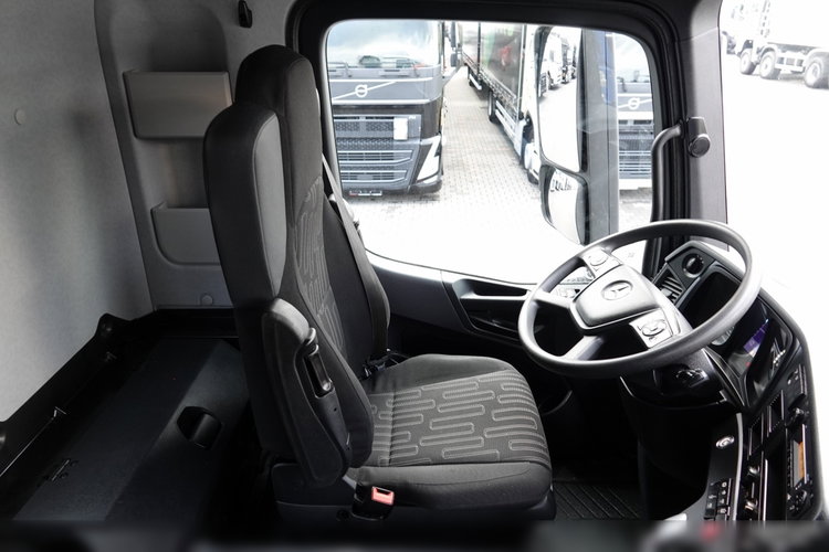 Mercedes AROCS 3243 / 8x4 / WYWROTKA + HYDROBURTA / BORDMATIC / MEILLER KIPPER / EURO 6 / OPONY 100 % / 50 TYS.KM. zdjęcie 45