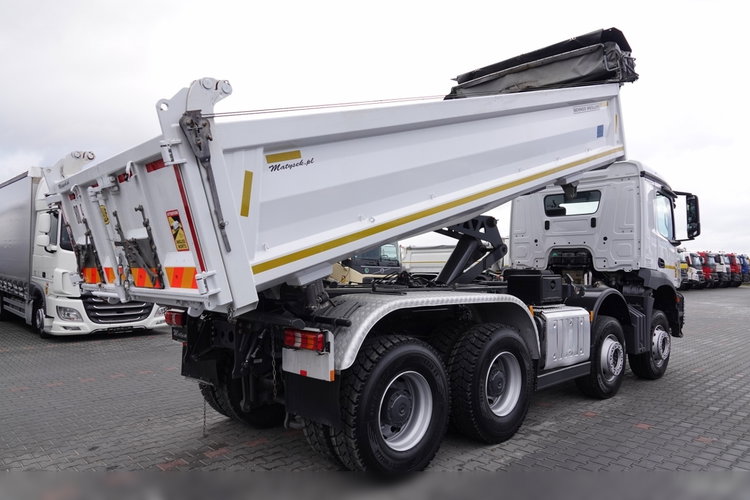 Mercedes AROCS 3243 / 8x4 / WYWROTKA + HYDROBURTA / BORDMATIC / MEILLER KIPPER / EURO 6 / OPONY 100 % / 50 TYS.KM. zdjęcie 5
