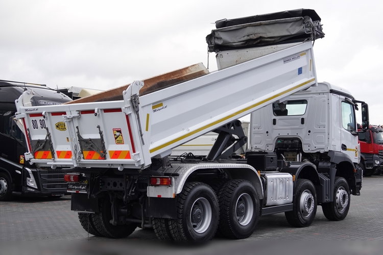 Mercedes AROCS 3243 / 8x4 / WYWROTKA + HYDROBURTA / BORDMATIC / MEILLER KIPPER / EURO 6 / OPONY 100 % / 50 TYS.KM. zdjęcie 6