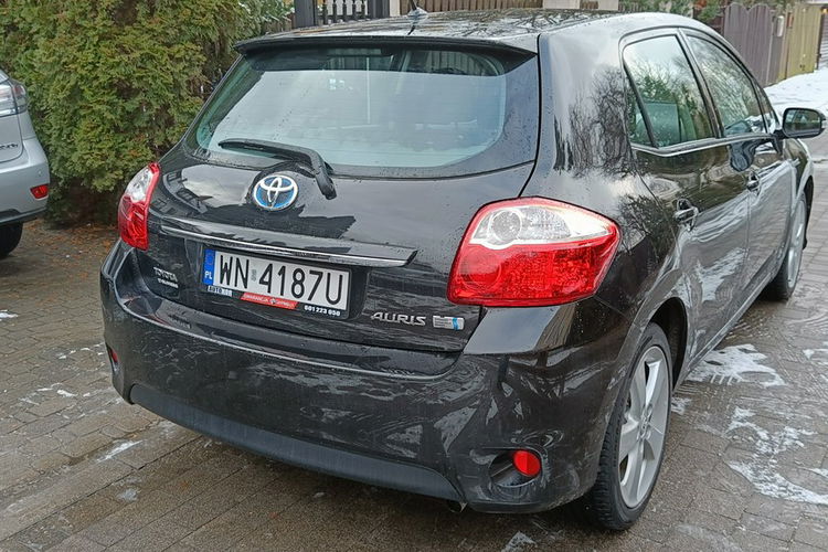 Toyota Auris 1.8 Hybrid Executive zdjęcie 6