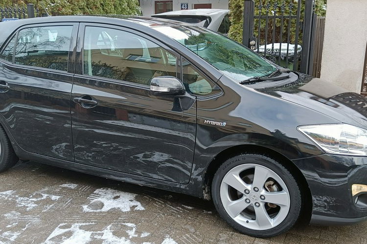 Toyota Auris 1.8 Hybrid Executive zdjęcie 9