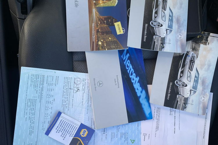 Mercedes C 180 Bardzo zadbana - 100% oryginalny przebieg zdjęcie 40