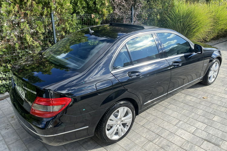Mercedes C 180 Bardzo zadbana - 100% oryginalny przebieg zdjęcie 6