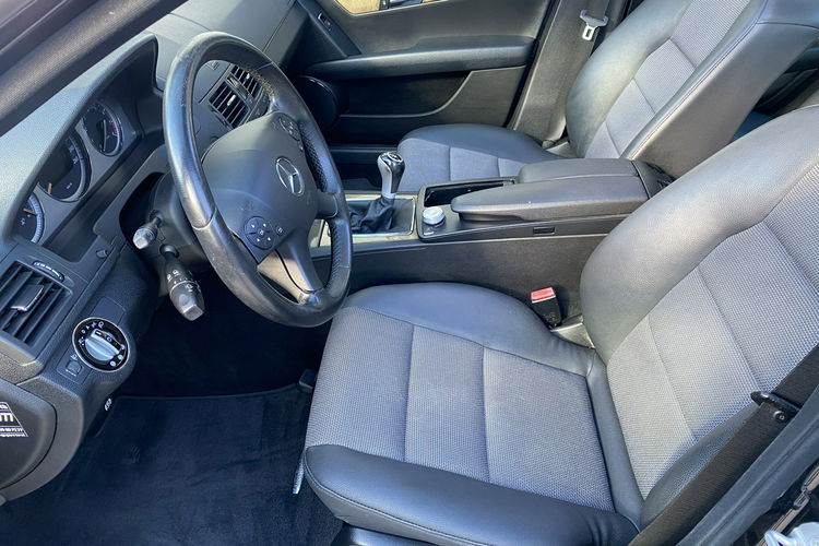 Mercedes C 180 Bardzo zadbana - 100% oryginalny przebieg zdjęcie 9
