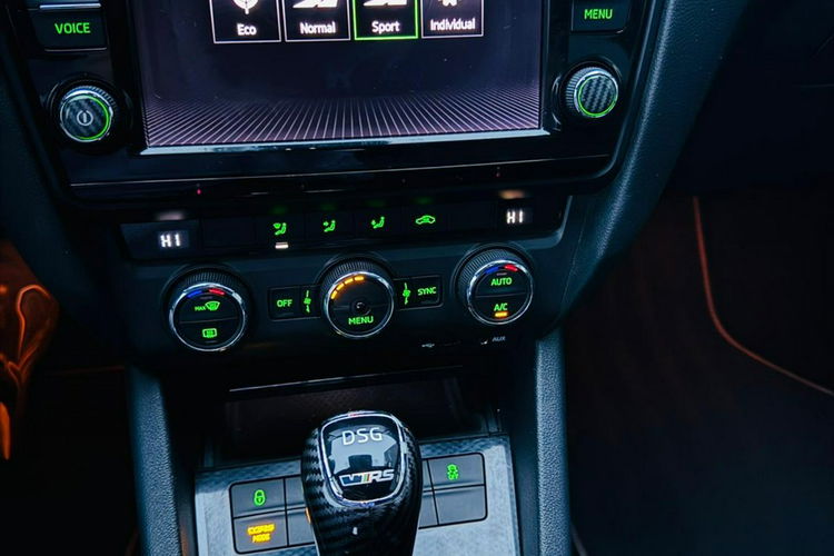 Skoda Octavia Przestronne rodzinne auto zdjęcie 24