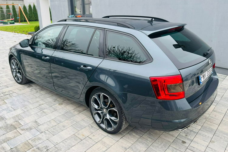 Skoda Octavia Przestronne rodzinne auto zdjęcie 5