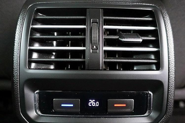 Volkswagen Passat 3 LATA Gwarancja Krajowy Bezwypad 2.0TDI FullLED+NAVI+3xClimatronic 4x2 zdjęcie 11