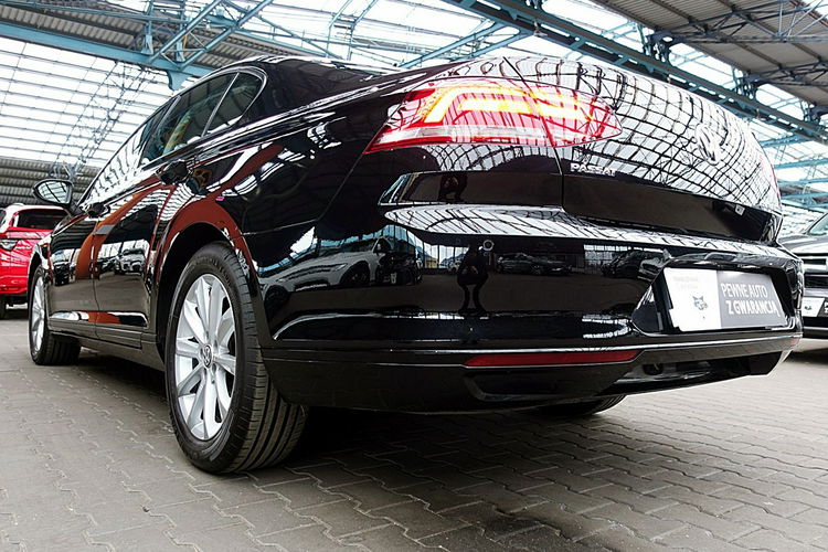 Volkswagen Passat 3 LATA Gwarancja Krajowy Bezwypad 2.0TDI FullLED+NAVI+3xClimatronic 4x2 zdjęcie 77