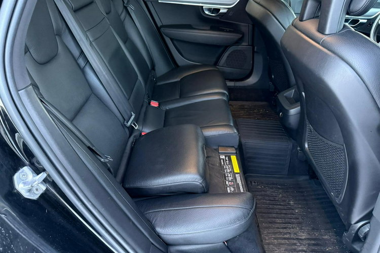 Volvo V90 Momentum 2.0 T 254KM Benzyna Aktywny Tempomat nowy Rozrząd zdjęcie 16