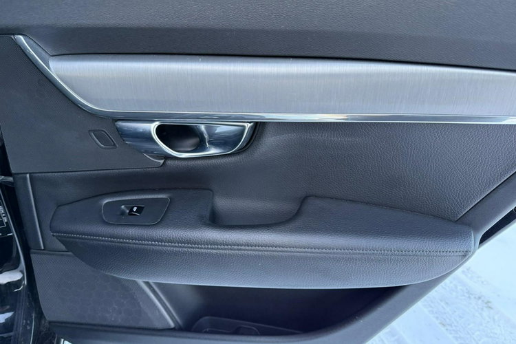 Volvo V90 Momentum 2.0 T 254KM Benzyna Aktywny Tempomat nowy Rozrząd zdjęcie 19