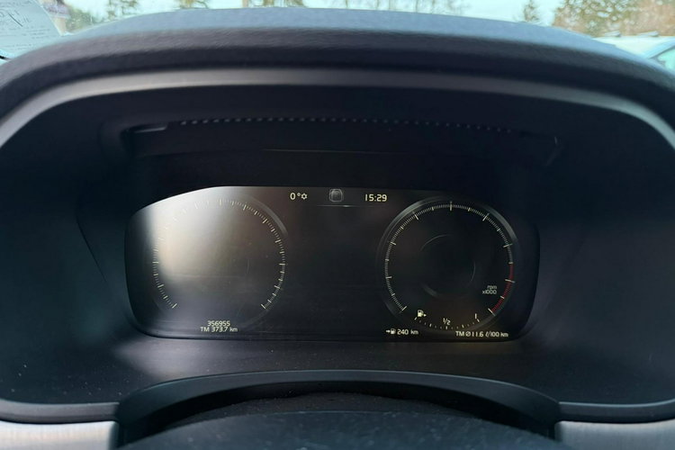 Volvo V90 Momentum 2.0 T 254KM Benzyna Aktywny Tempomat nowy Rozrząd zdjęcie 28