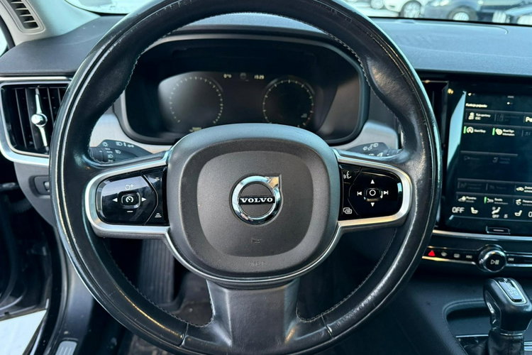 Volvo V90 Momentum 2.0 T 254KM Benzyna Aktywny Tempomat nowy Rozrząd zdjęcie 30