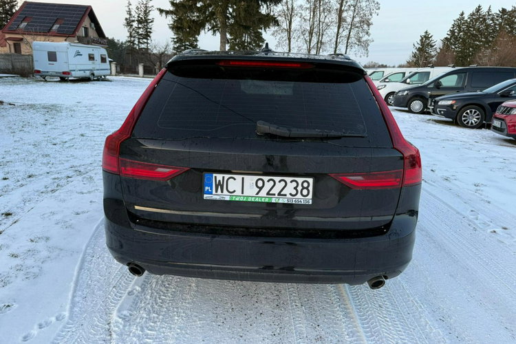 Volvo V90 Momentum 2.0 T 254KM Benzyna Aktywny Tempomat nowy Rozrząd zdjęcie 6
