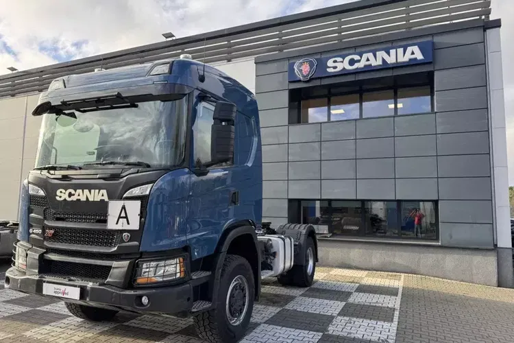 Scania G450 4x4 zdjęcie 1