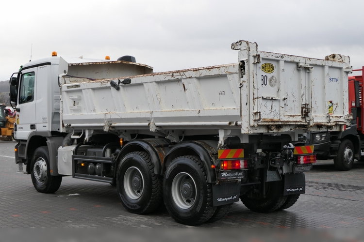 Mercedes ACTROS 3336 / 6x4 / WYWROTKA / BORDMATIC / HYDROBURTA / MEILLER KIPER / OPONY 100% zdjęcie 13