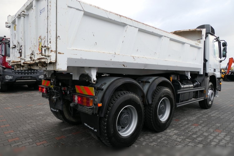 Mercedes ACTROS 3336 / 6x4 / WYWROTKA / BORDMATIC / HYDROBURTA / MEILLER KIPER / OPONY 100% zdjęcie 15