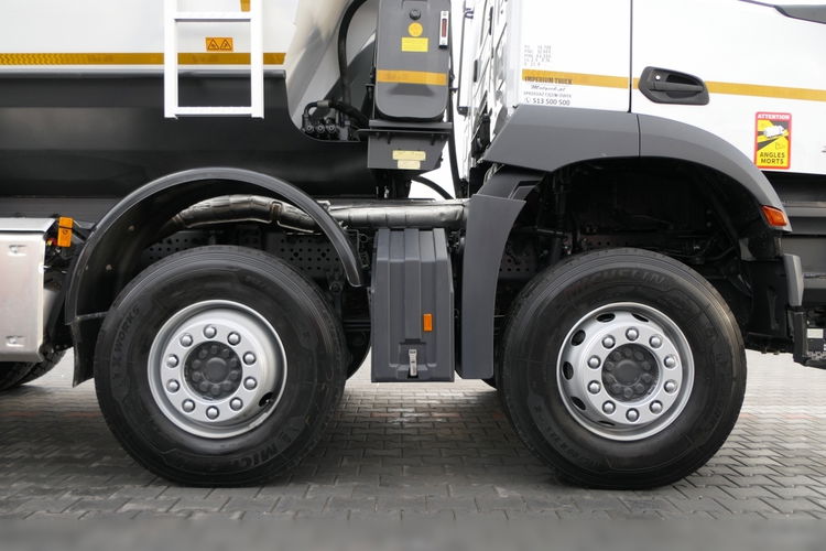 Mercedes AROCS 3246 / 8x4 / WYWROTKA / TYLNOZSYP / EURO 6 / OPONY 100 %  zdjęcie 17