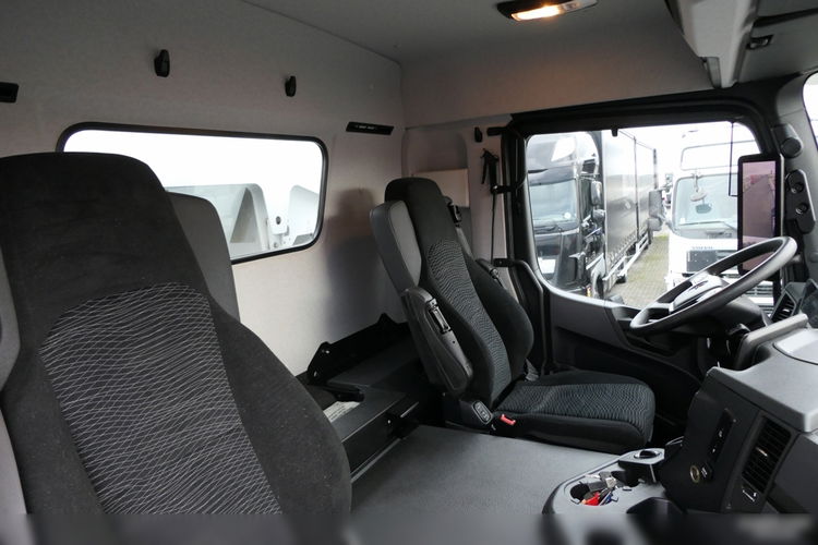 Mercedes AROCS 3246 / 8x4 / WYWROTKA / TYLNOZSYP / EURO 6 / OPONY 100 %  zdjęcie 32
