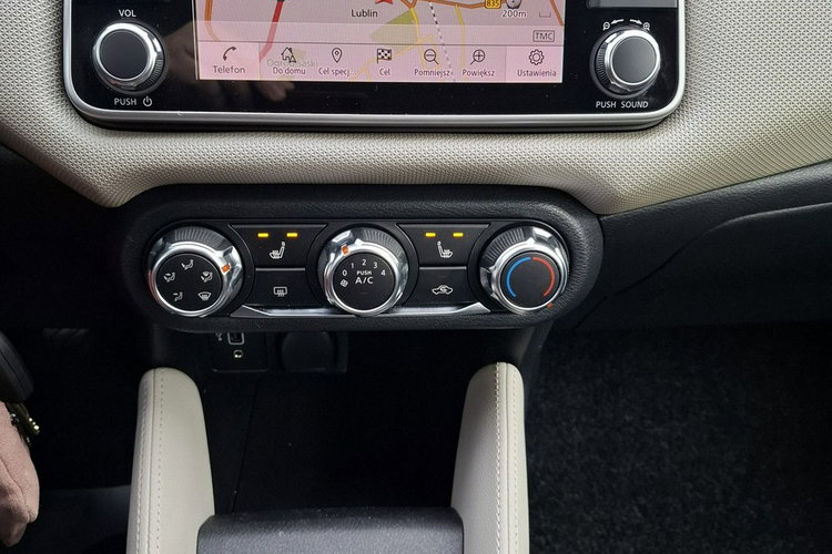 Nissan Micra Benzyna. 90 Koni. Navi. Podgrzewane Fotele i Kierownica. Serwisowana. zdjęcie 16