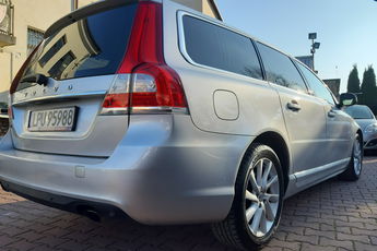 Volvo V70 2.0 Turbo Benzyna. 245 Koni. Super Stan. Bogate Wyposażenie.