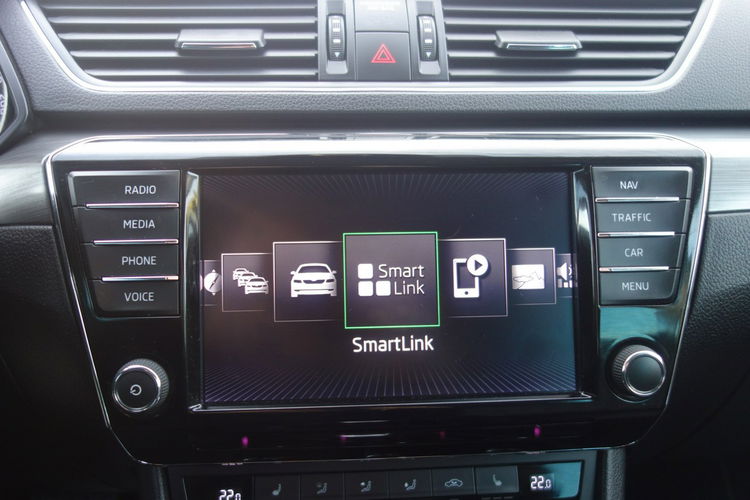 Superb Skoda Superb 2016 2.0 TDI 190km automat dobrze wyposażona zdjęcie 32