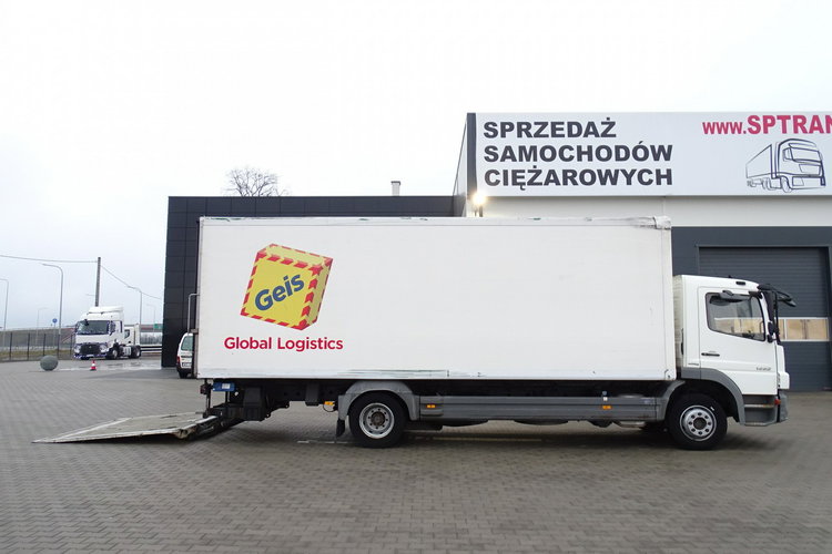 Mercedes ATEGO 1222 Izoterma Klimatyzacja Blokada Mostu Zarejestrowany , Poduszki, Winda , Kamera cofania , Manual 6 biegowy zdjęcie 12