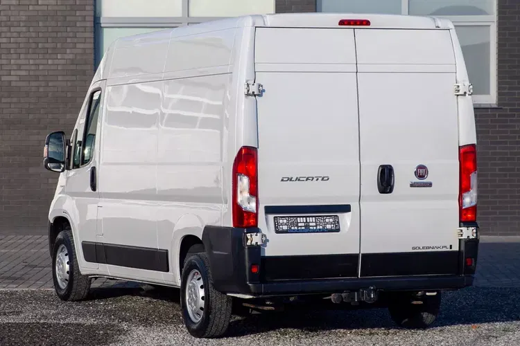 Fiat Ducato L2H2 ŚREDNI 2.3 Professional zdjęcie 2