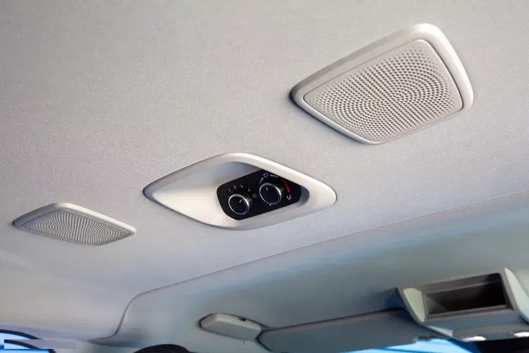 Ford Tourneo Custom zdjęcie 10