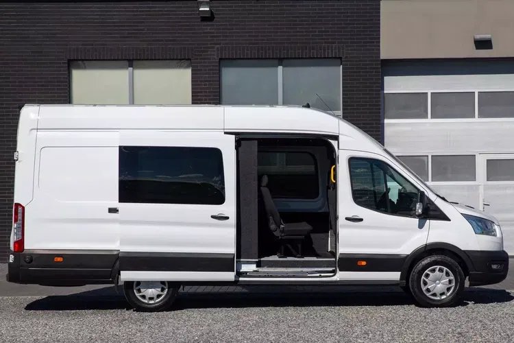 Ford Transit 7-OSÓB L4H3 BRYGADÓWKA Maxi zdjęcie 3