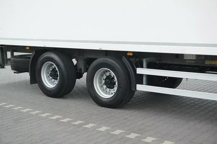 SVAN TANDEM / IZOTERMA / DŁ. 7.35 M / DOPPELSTOCK / 18 PALET zdjęcie 9