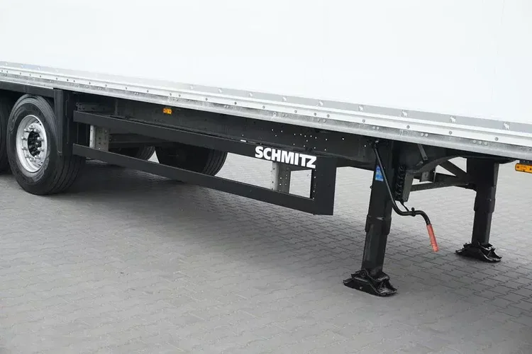 Schmitz IZOTERMA / DOPPELSTOCK / OŚ PODNOSZONA zdjęcie 18