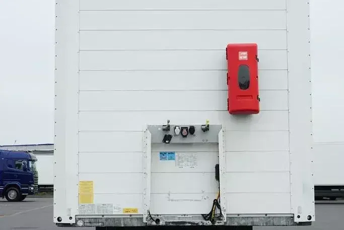 Schmitz IZOTERMA / DOPPELSTOCK / OŚ PODNOSZONA zdjęcie 7