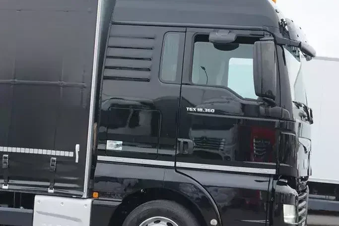 MAN TGX / 18.360 / ACC / E 6 / ZESTAW PRZEJAZDOWY 120 M3 / ŁAD. 15 150 KG zdjęcie 37