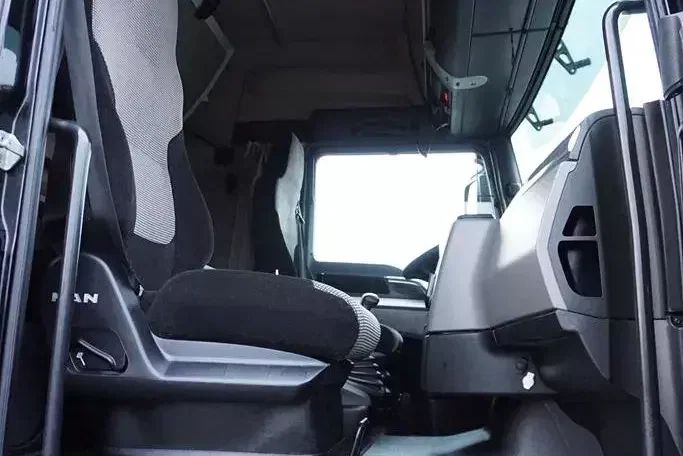 MAN TGX / 18.360 / ACC / E 6 / ZESTAW PRZEJAZDOWY 120 M3 / ŁAD. 15 150 KG zdjęcie 8