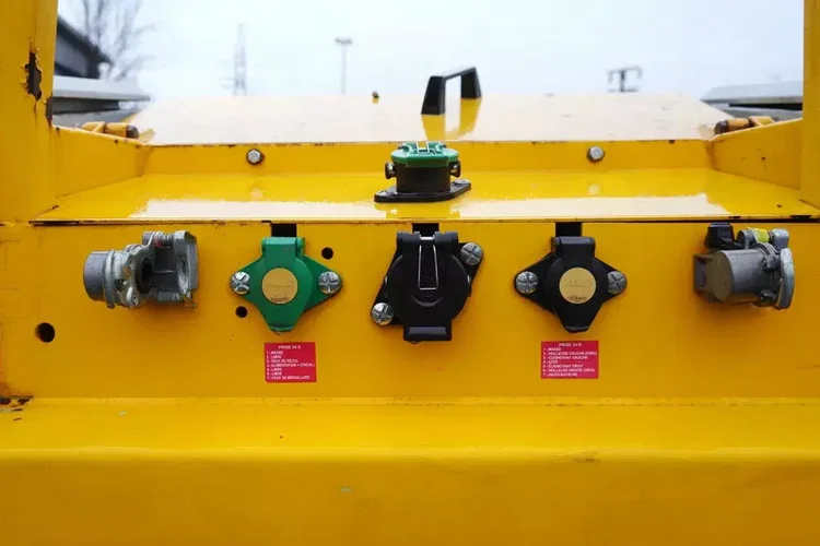 AMC CASTERA S/R 38T / oś skrętna zdjęcie 7